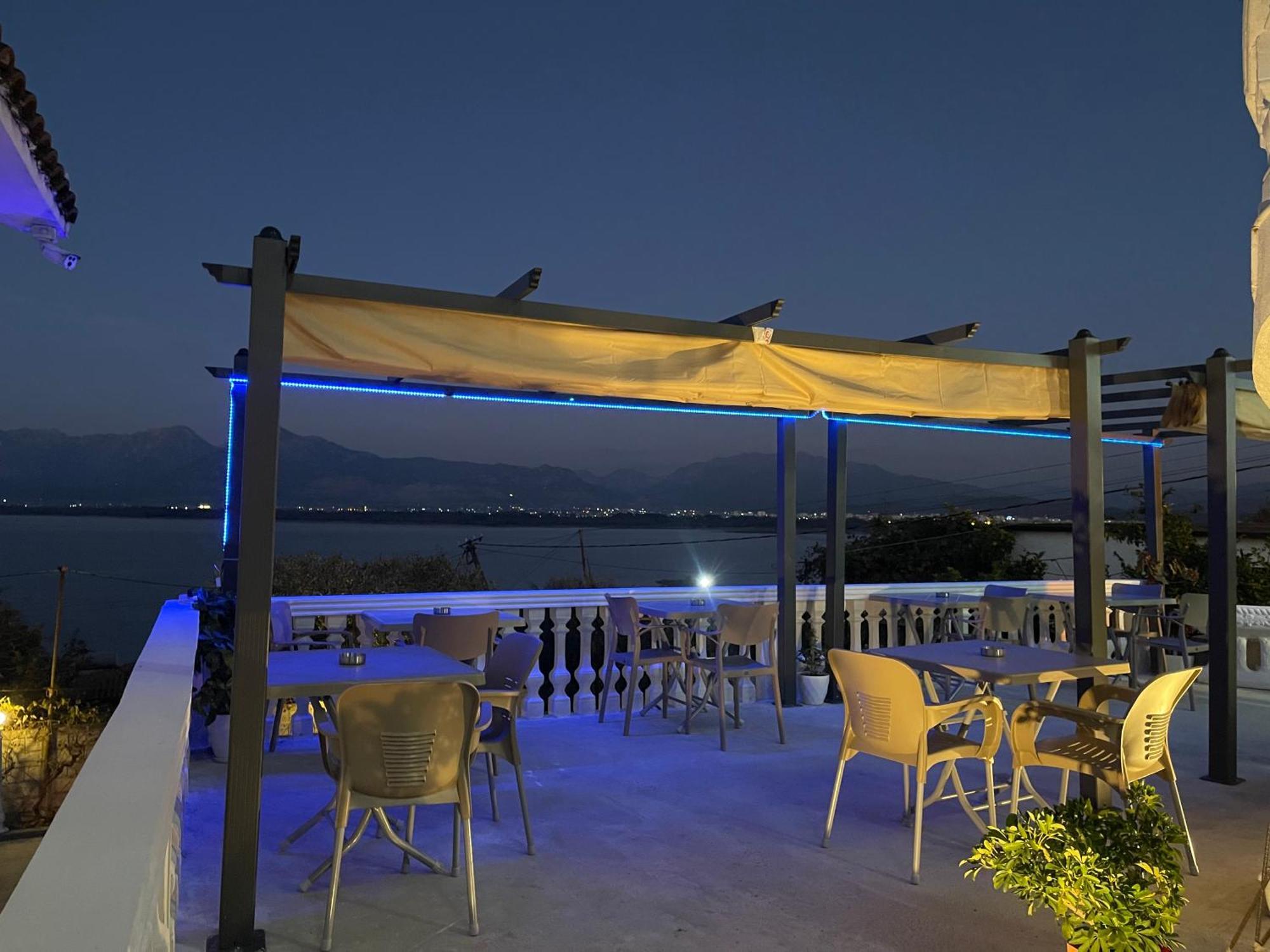 Four Generation Hotel Široka Exterior photo